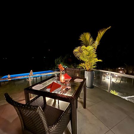 Cintacor Island Resort Kárvár Kültér fotó